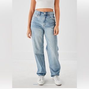American Eagle high rise baggy jeans